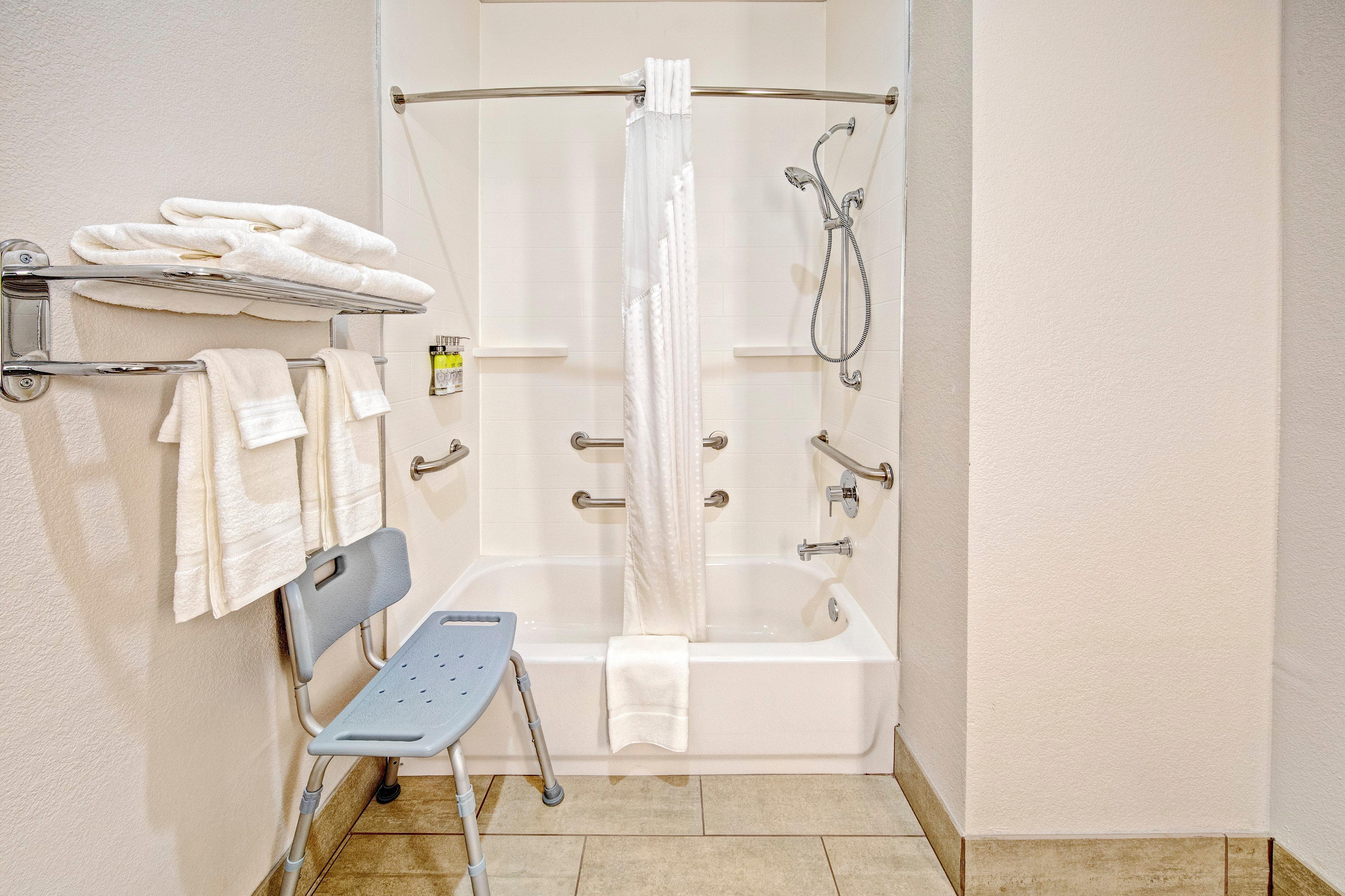 Holiday Inn Express Hotel & Suites Clarksville Buitenkant foto