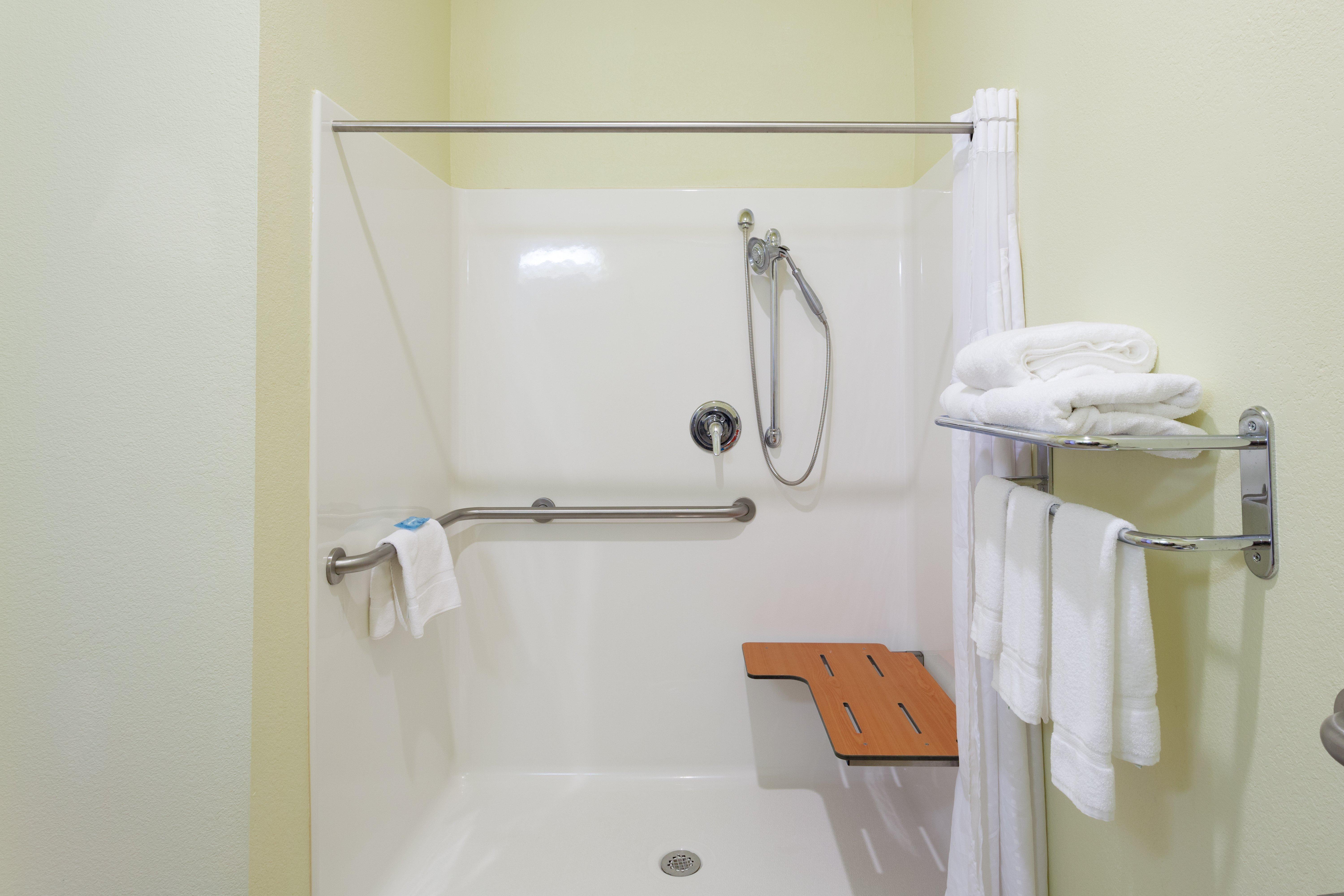 Holiday Inn Express Hotel & Suites Clarksville Buitenkant foto