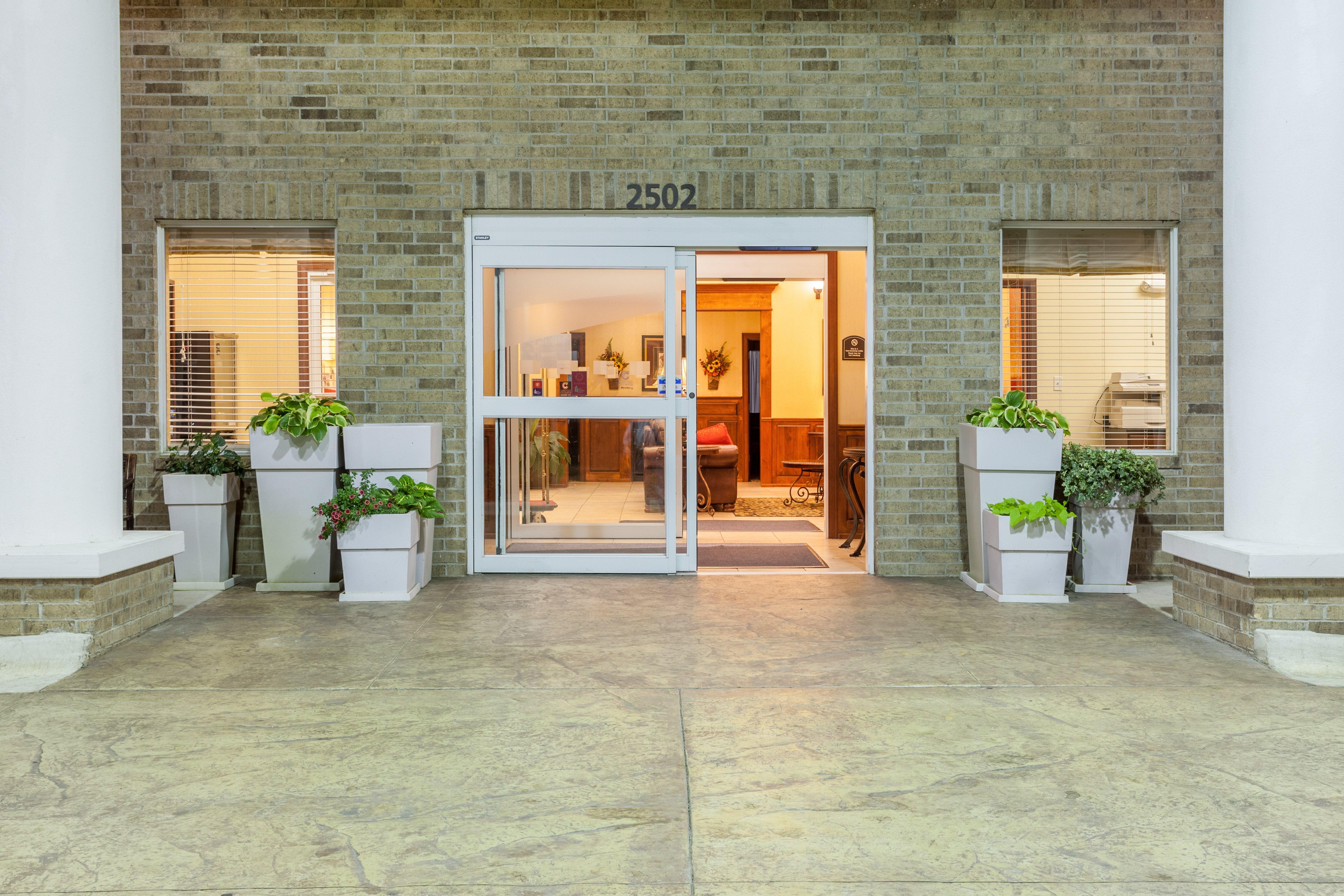 Holiday Inn Express Hotel & Suites Clarksville Buitenkant foto
