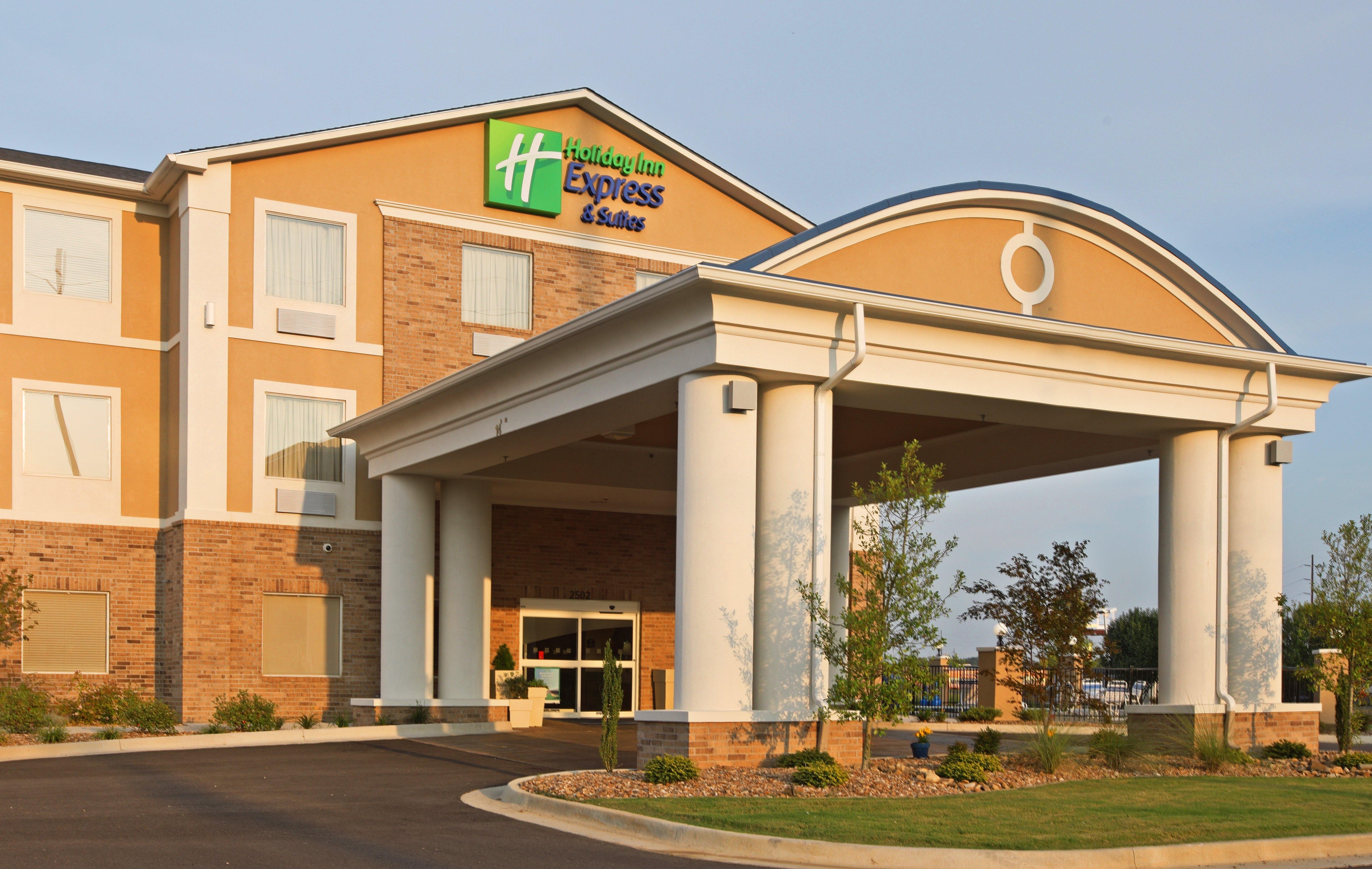 Holiday Inn Express Hotel & Suites Clarksville Buitenkant foto