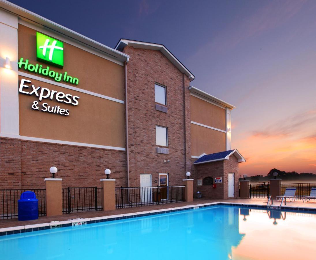 Holiday Inn Express Hotel & Suites Clarksville Buitenkant foto